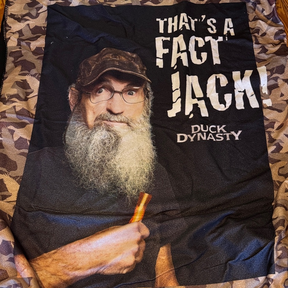 Duck Dynasty Camouflage throw Blanket  46x60
